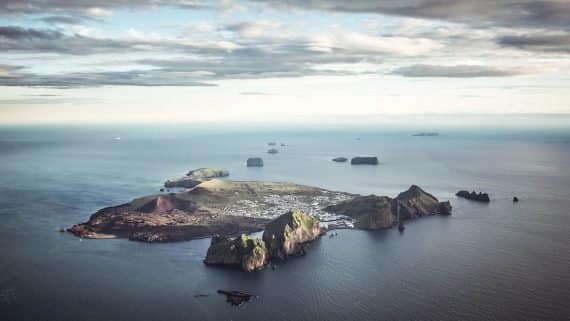 Westman Island Day Tour with Lunch | Volcanoes & Puffins