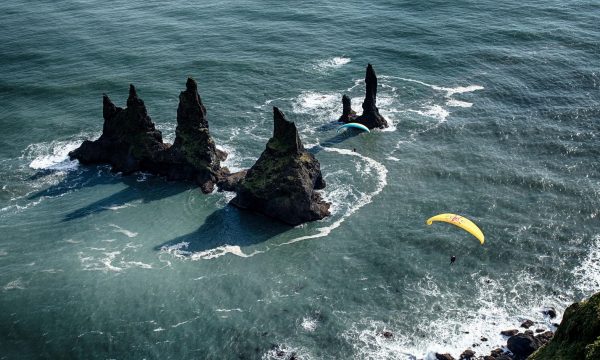 Paragliding Tour from Vík in South Iceland
